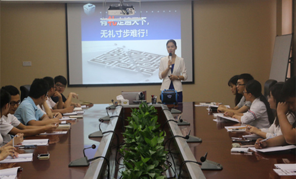 博狗bodog线上官网举办新入职员工专题培训