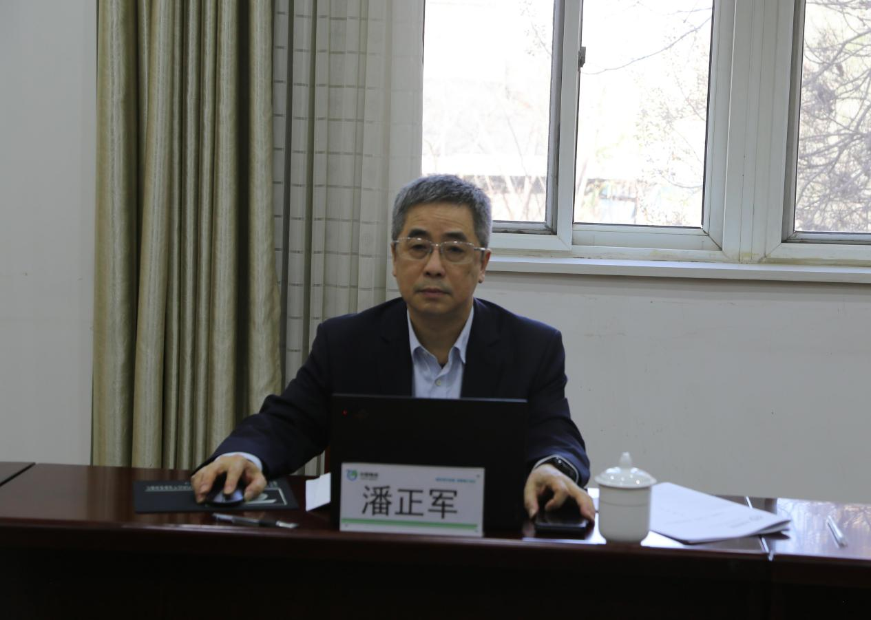 博狗bodog线上官网党委委员、副总经理潘正军莅临平顶山物流公司调研指导工作
